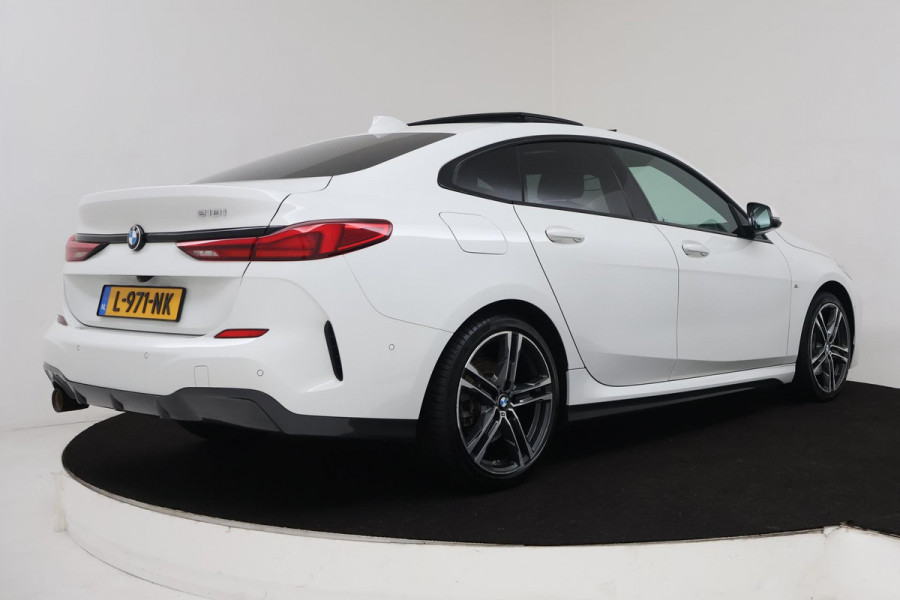 BMW 2 Serie Gran Coupé 218i Business Edition (PANORAMADAK, PARKEERSENSOREN, CAMERA, CRUISE CONTROL, NAVIGATIE, DEALER ONDERHOUDEN)