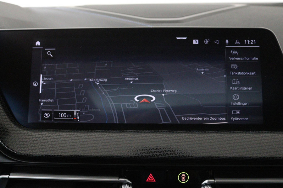 BMW 2 Serie Gran Coupé 218i Business Edition (PANORAMADAK, PARKEERSENSOREN, CAMERA, CRUISE CONTROL, NAVIGATIE, DEALER ONDERHOUDEN)