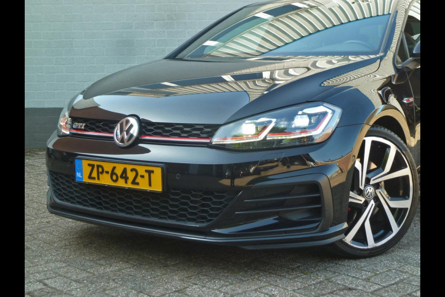 Volkswagen Golf 2.0 TSI GTI Performance|Panodak|Aaptive-Cruise|Standkachel|Keyless-Entry/Go|Volledige-Onderhoudshistorie