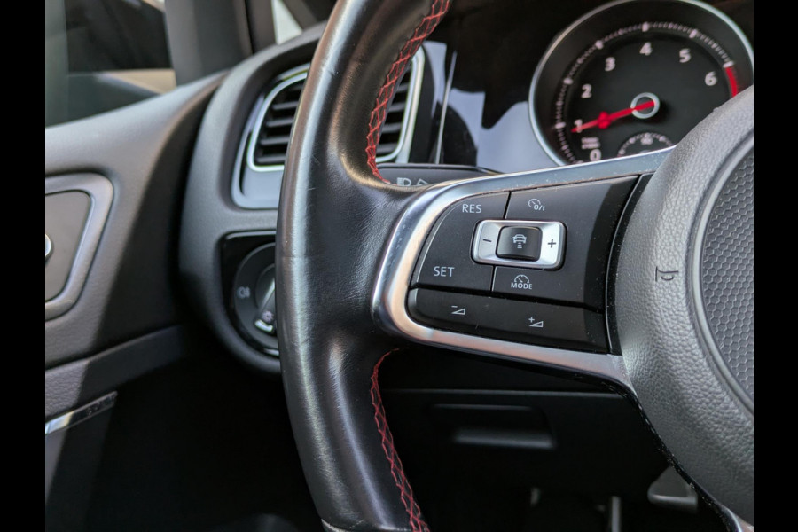 Volkswagen Golf 2.0 TSI GTI Performance|Panodak|Aaptive-Cruise|Standkachel|Keyless-Entry/Go|Volledige-Onderhoudshistorie
