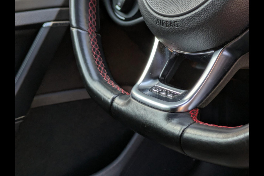 Volkswagen Golf 2.0 TSI GTI Performance|Panodak|Aaptive-Cruise|Standkachel|Keyless-Entry/Go|Volledige-Onderhoudshistorie