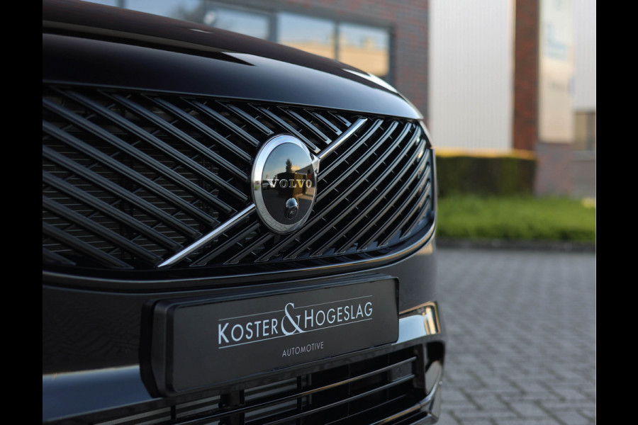 Volvo XC90 T8 AWD Ultra Dark *Pano*Trekhaak*Luchtvering*Massage*