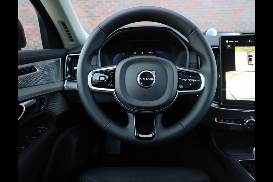 Volvo XC90 T8 AWD Ultra Dark *Pano*Trekhaak*Luchtvering*Massage*