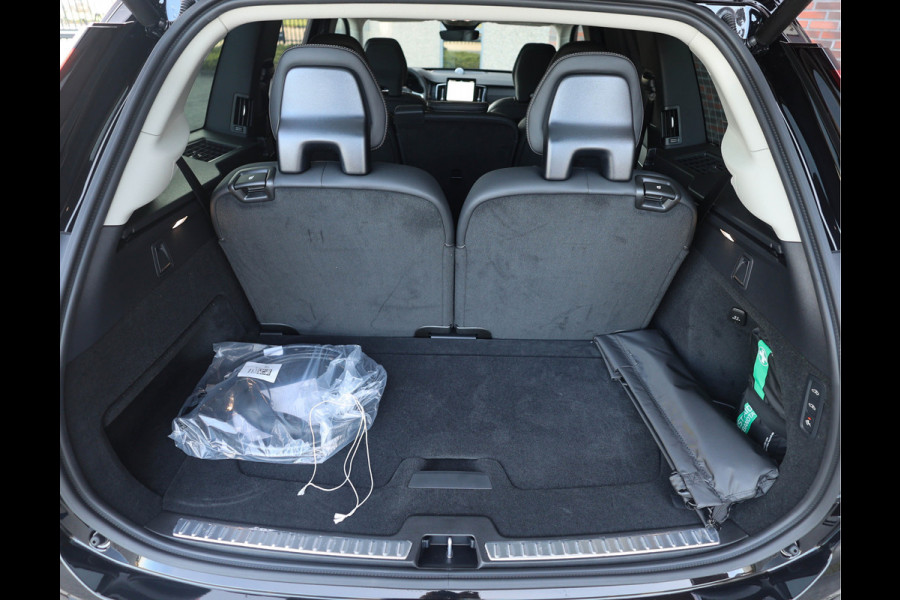 Volvo XC90 T8 AWD Ultra Dark *Pano*Trekhaak*Luchtvering*Massage*