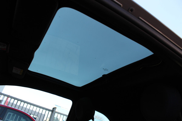Fiat 500 1.0 Hybrid Dolcevita | Panoramadak | Navigatie | Cruise Control