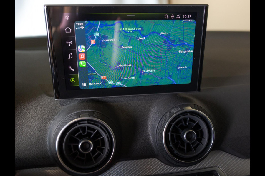 Audi Q2 35 TFSI Advanced edition / 150pk / Achteruitrij camera / Adaptieve cruise control / Stoelverwarming /