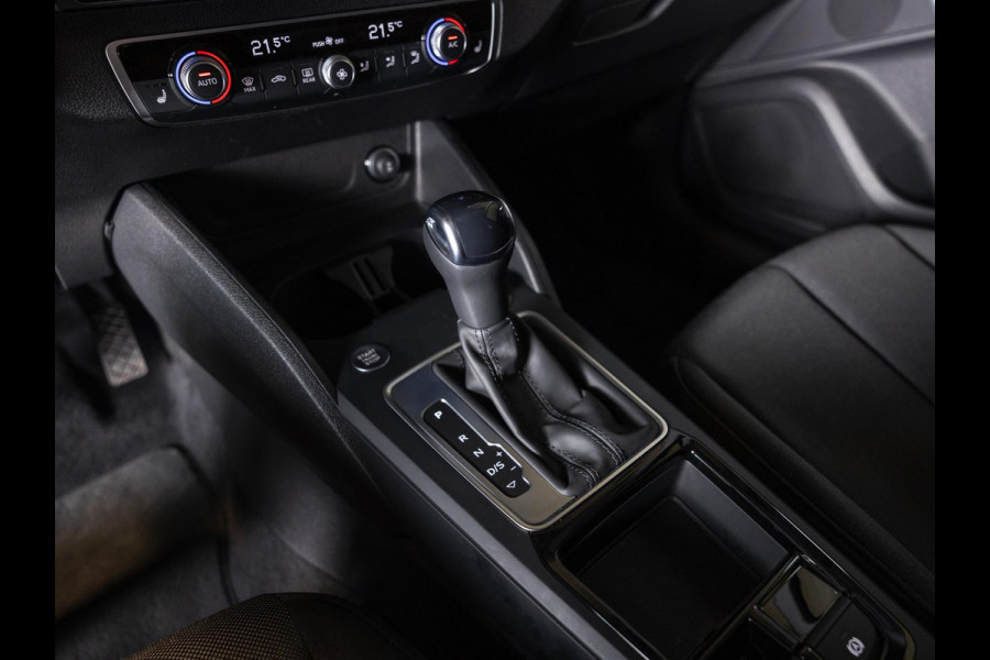 Audi Q2 35 TFSI Advanced edition / 150pk / Achteruitrij camera / Adaptieve cruise control / Stoelverwarming /