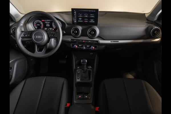 Audi Q2 35 TFSI Advanced edition / 150pk / Achteruitrij camera / Adaptieve cruise control / Stoelverwarming /