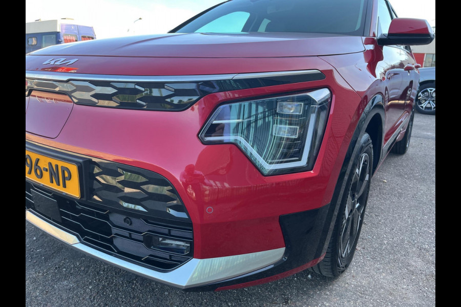 Kia Niro EV Edition Advanced 64.8 kWh Gratis Laadpaal | Automaat | Stoel & Stuurverwarming | Camera | Cruise | Apple Carplay & Android Auto |
