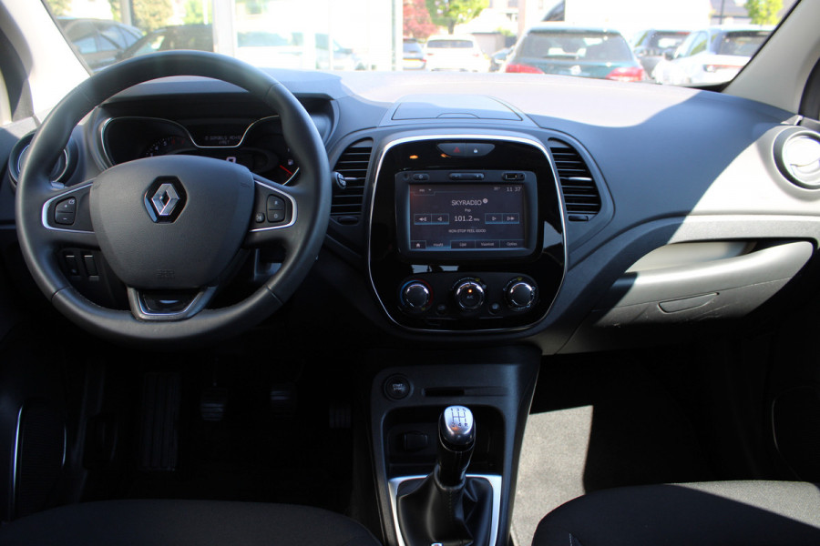 Renault Captur 0.9 TCe Limited | Trekhaak | Cruise control | Navigatie