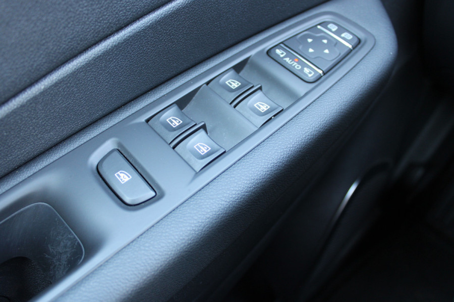 Renault Captur 0.9 TCe Limited | Trekhaak | Cruise control | Navigatie