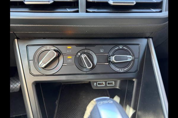 Volkswagen Polo 1.0 TSI Comfortline DSG 95 PK APPLE CARPLAY 2019