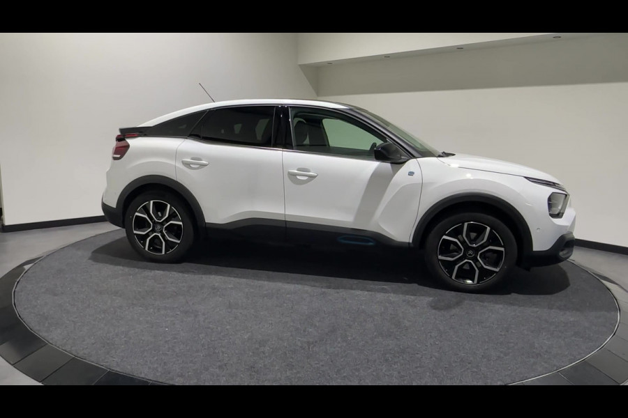 Citroën Ë-C4 Shine 50 kWh | Panoramadak | adaptieve cruise control | Apple & Android Carplay | SoH (batterijcheck) 93.19 % score!