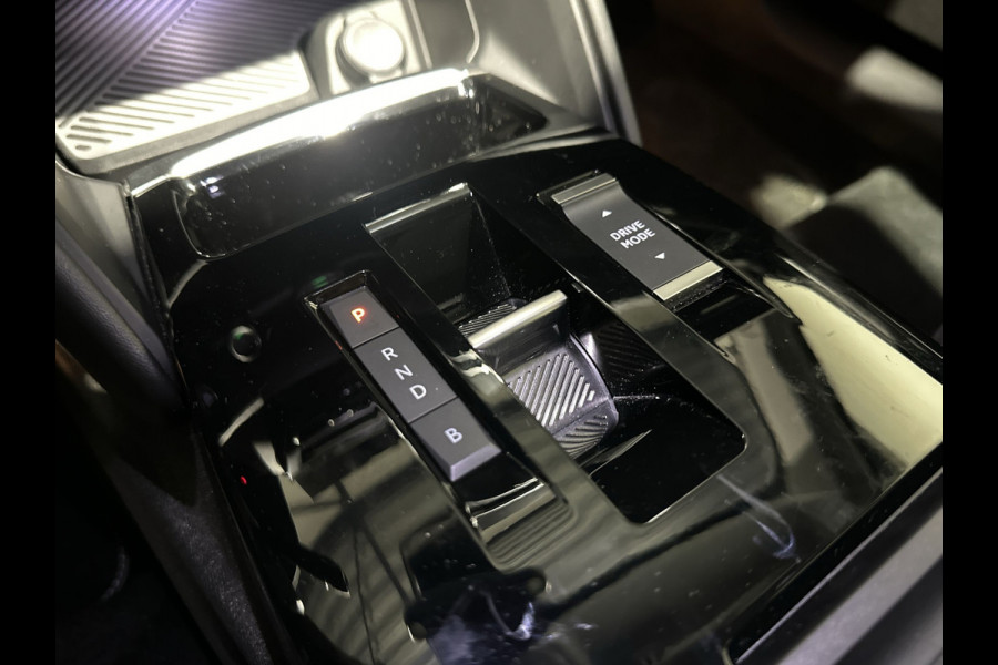 Citroën Ë-C4 Shine 50 kWh | Panoramadak | adaptieve cruise control | Apple & Android Carplay | SoH (batterijcheck) 93.19 % score!