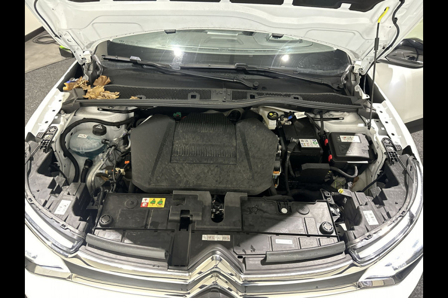 Citroën Ë-C4 Shine 50 kWh | Panoramadak | adaptieve cruise control | Apple & Android Carplay | SoH (batterijcheck) 93.19 % score!