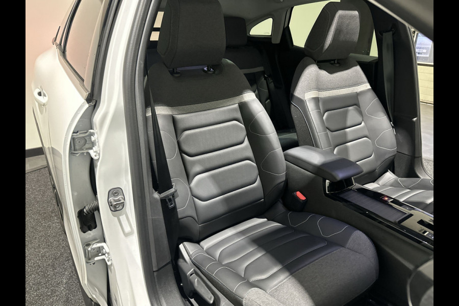 Citroën Ë-C4 Shine 50 kWh | Panoramadak | adaptieve cruise control | Apple & Android Carplay | SoH (batterijcheck) 93.19 % score!