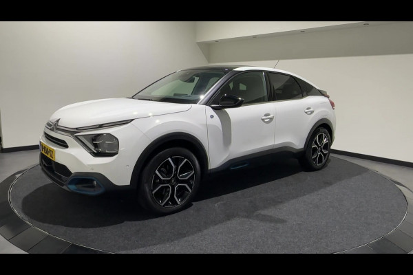 Citroën Ë-C4 Shine 50 kWh | Panoramadak | adaptieve cruise control | Apple & Android Carplay | SoH (batterijcheck) 93.19 % score!