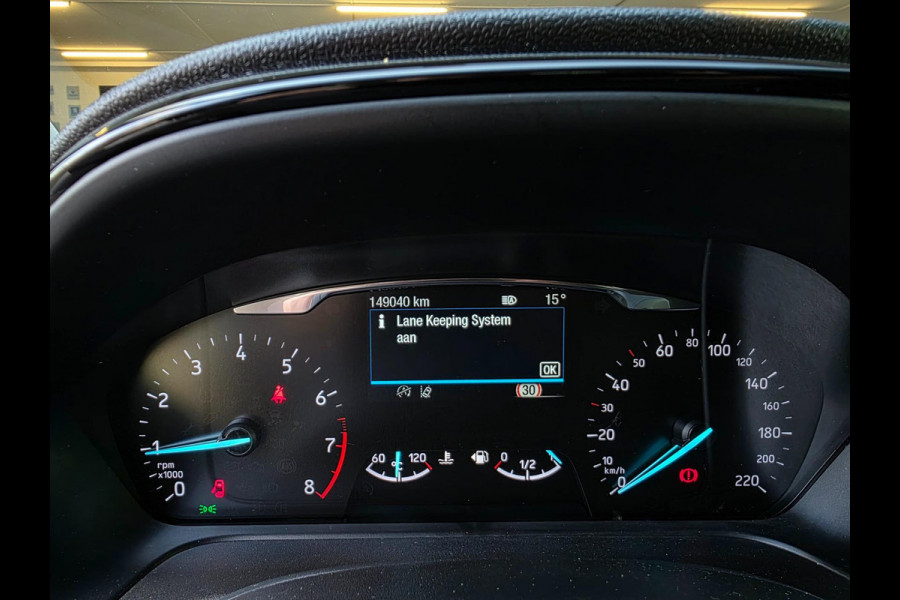 Ford Fiesta 1.0 EcoBoost Titanium / NAP / GARANTIE / CARPLAY / CAMERA / ALLSEASON / 6-BAK / DAB+ / LED / ISOFIX / LM-VELGEN ''16 !