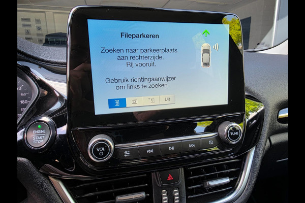 Ford Fiesta 1.0 EcoBoost Titanium / NAP / GARANTIE / CARPLAY / CAMERA / ALLSEASON / 6-BAK / DAB+ / LED / ISOFIX / LM-VELGEN ''16 !