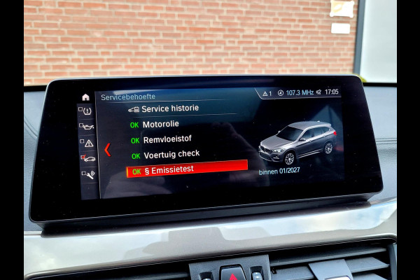 BMW X1 SDrive20i Pano, HUD, ACC, Drive Assist [BTW, NL-auto met NAP]