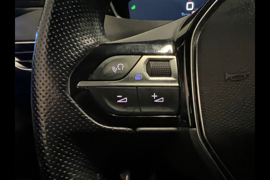 Peugeot 5008 1.2 PureTech GT-Line | 7 Pers|Pano|Navi|Cam|Dodehoek|Trekhaak|Dealer Onderhouden