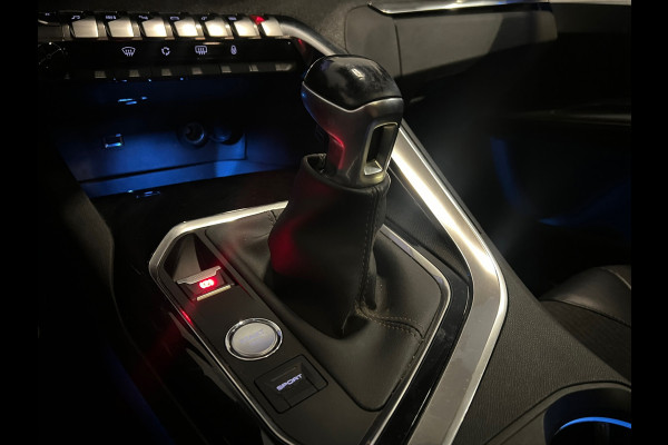 Peugeot 5008 1.2 PureTech GT-Line | 7 Pers|Pano|Navi|Cam|Dodehoek|Trekhaak|Dealer Onderhouden