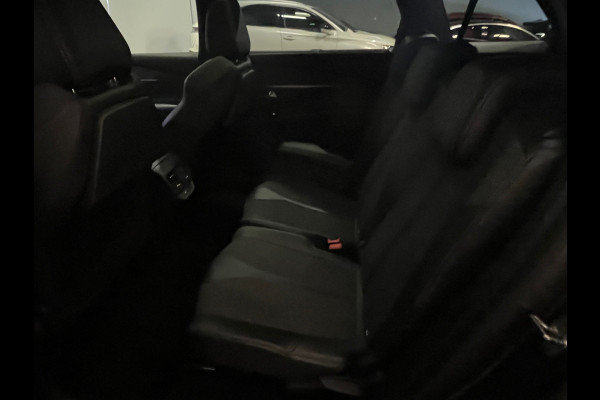 Peugeot 5008 1.2 PureTech GT-Line | 7 Pers|Pano|Navi|Cam|Dodehoek|Trekhaak|Dealer Onderhouden