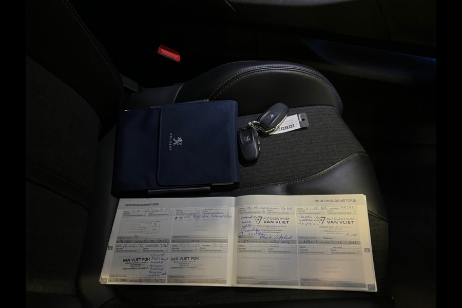 Peugeot 5008 1.2 PureTech GT-Line | 7 Pers|Pano|Navi|Cam|Dodehoek|Trekhaak|Dealer Onderhouden