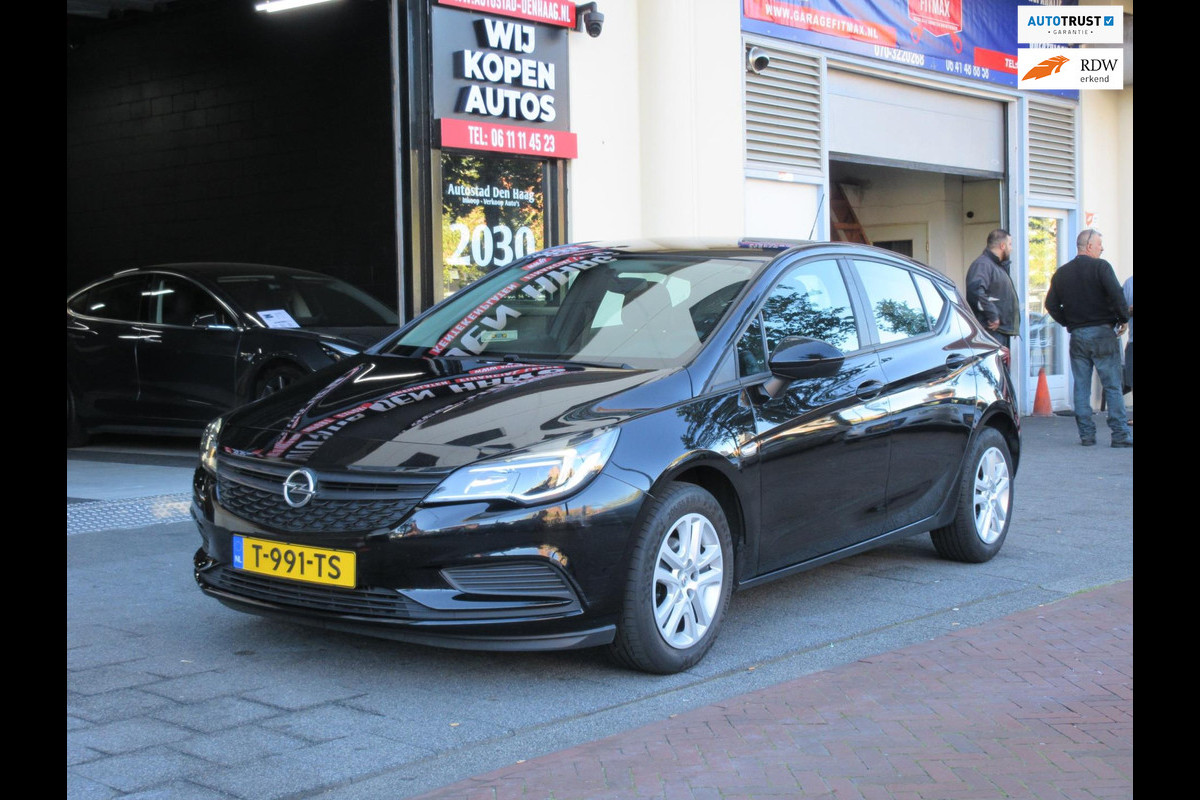 Opel Astra 1.0 Online Edition 5 Deurs Airco PDC Opel Astra 1.0 Online Edition 5 Deurs Airco PDC