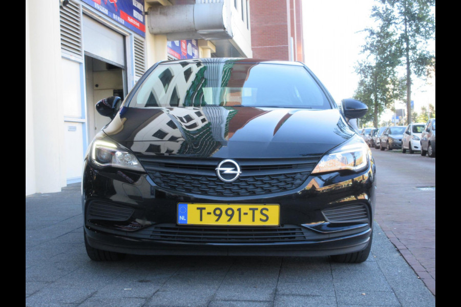 Opel Astra 1.0 Online Edition 5 Deurs Airco PDC