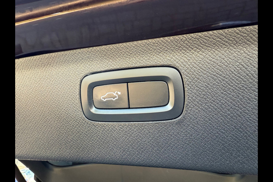 Volvo XC90 2.0 T8 Twin Engine AWD Inscription - Automaat - Leder - Navi - Camera