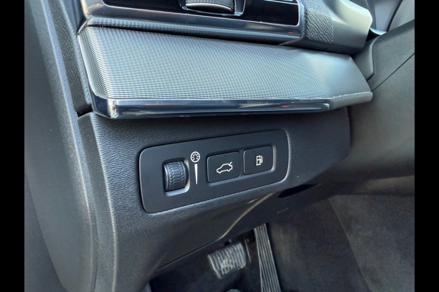 Volvo XC90 2.0 T8 Twin Engine AWD Inscription - Automaat - Leder - Navi - Camera