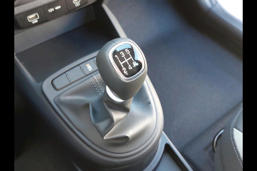 Hyundai i10 1.0 Comfort Smart VAN: €22.690 VOOR: €21.690