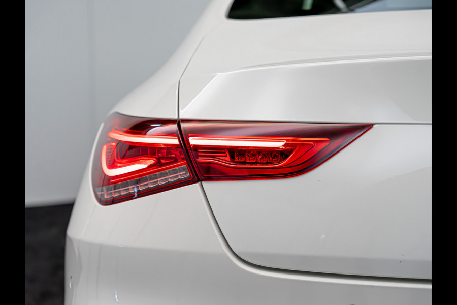 Mercedes-Benz CLA-Klasse CLA 220 AMG Line | Pano | 19 inch