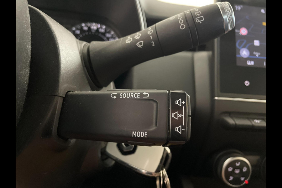 Renault Clio 1.0 TCe Zen AIRCO NAVI CRUISE BLUETOOTH VELGEN PDC 5DRS ELEK RAMEN CENT VERG NIEUWSTAAT