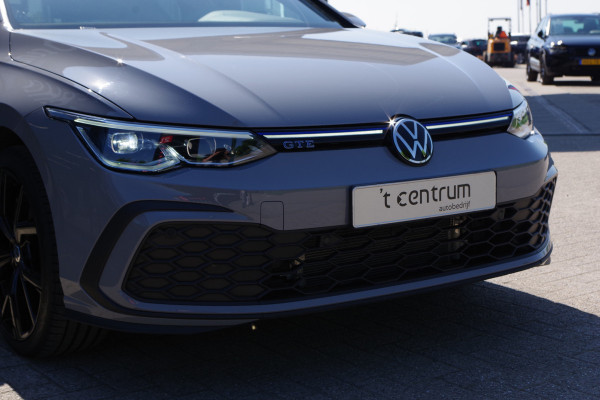 Volkswagen Golf 1.4 eHybrid GTE 245 PK PHEV, Winterpakket, Carplay, Adap. Cruise Control, Sfeerverlichting