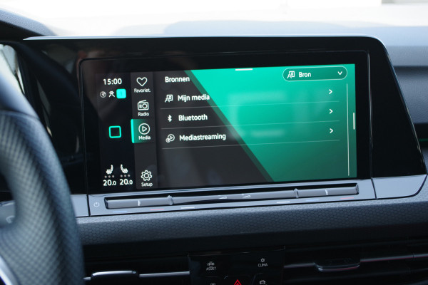 Volkswagen Golf 1.4 eHybrid GTE 245 PK PHEV, Winterpakket, Carplay, Adap. Cruise Control, Sfeerverlichting