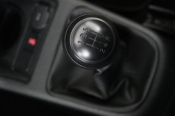 Volkswagen up! 1.0 Take Up! | Airco | Elektrische ramen | Radio | LED | Honey Yellow Metallic
