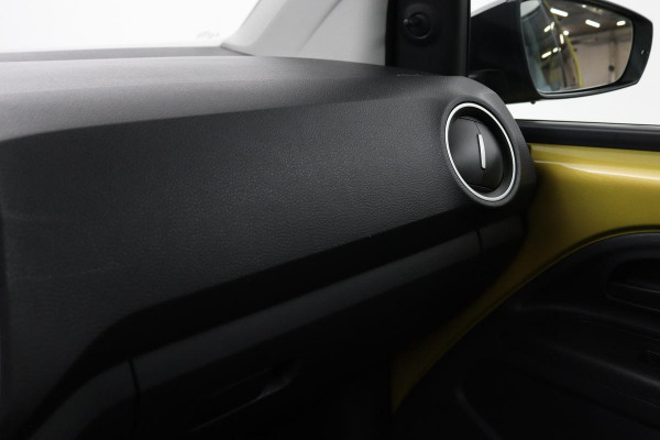 Volkswagen up! 1.0 Take Up! | Airco | Elektrische ramen | Radio | LED | Honey Yellow Metallic