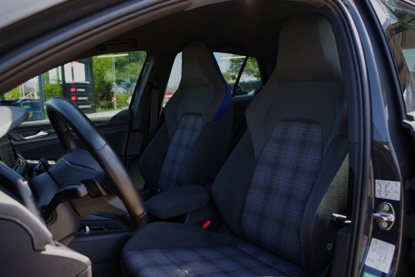 Volkswagen Golf 1.4 eHybrid GTE 245 PK PHEV, LED, Carplay, Sfeerverlichting, Adap. Cruise Control