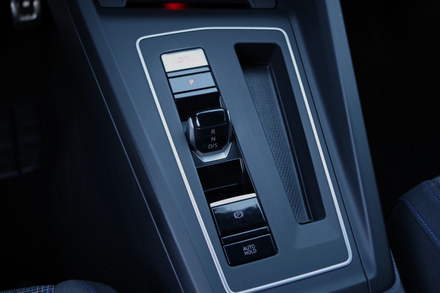 Volkswagen Golf 1.4 eHybrid GTE 245 PK PHEV, LED, Carplay, Sfeerverlichting, Adap. Cruise Control