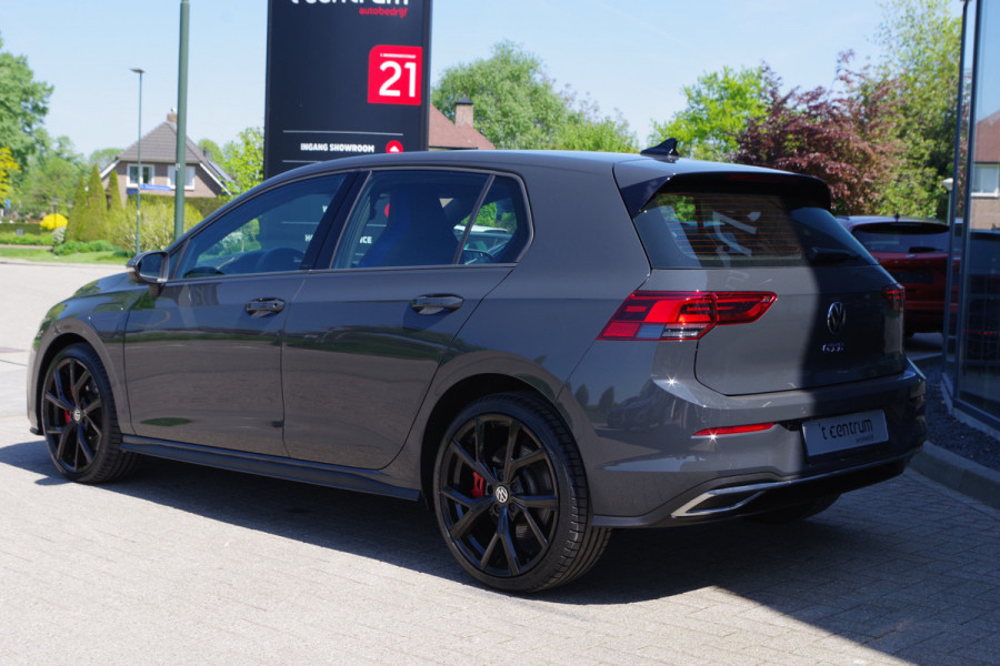 Volkswagen Golf 1.4 eHybrid GTE 245 PK PHEV, LED, Carplay, Sfeerverlichting, Adap. Cruise Control