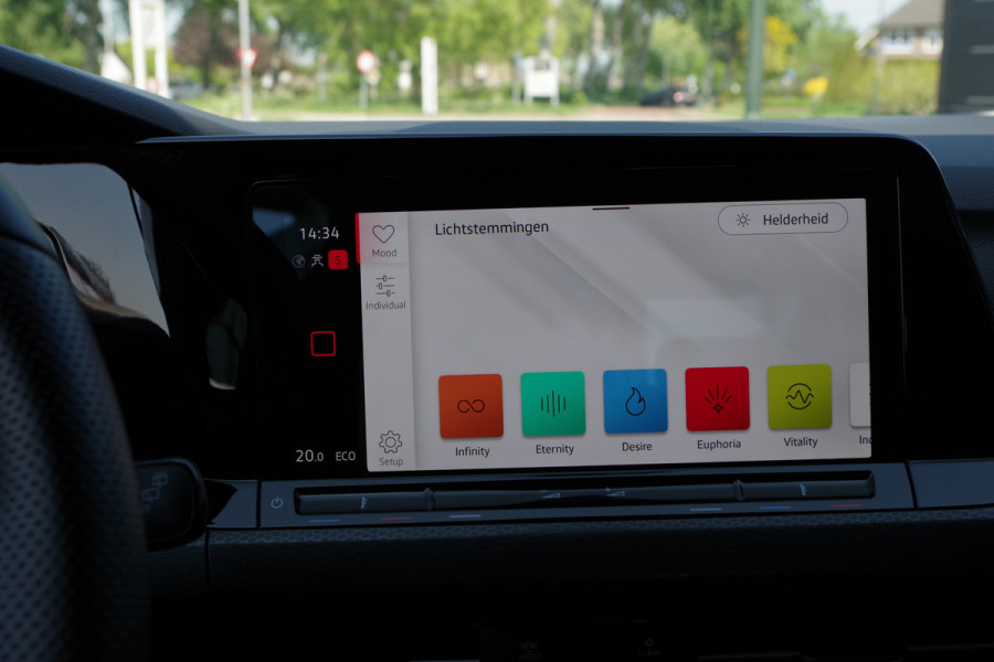 Volkswagen Golf 1.4 eHybrid GTE 245 PK PHEV, LED, Carplay, Sfeerverlichting, Adap. Cruise Control