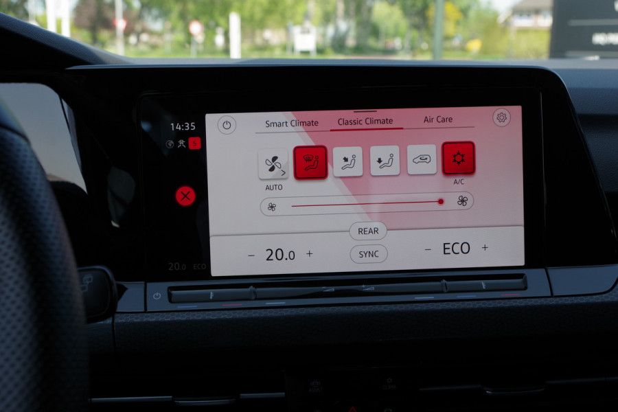 Volkswagen Golf 1.4 eHybrid GTE 245 PK PHEV, LED, Carplay, Sfeerverlichting, Adap. Cruise Control