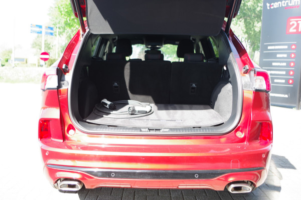 Ford Kuga 2.5 PHEV 225 PK ST-Line, Winterpakket, Adap. Cruise Control, Camera, Sportstuur, Carplay, Navigatie