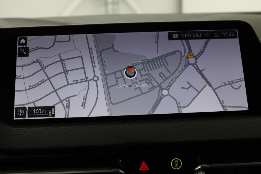 BMW 1-serie 116i High Executive | M Sport | Leder | Stoelverwarming | Carplay | Full LED | Sportstoelen | Navigatie | Climate control | Live Cockpit | Parkeerhulp | Cruise control