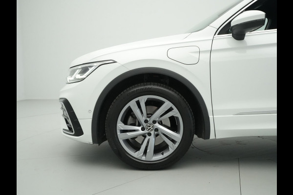 Volkswagen Tiguan 1.4 TSI 245pk eHybrid R-Line Business+ Navigatie Camera Keyless Assistentiepakket 270