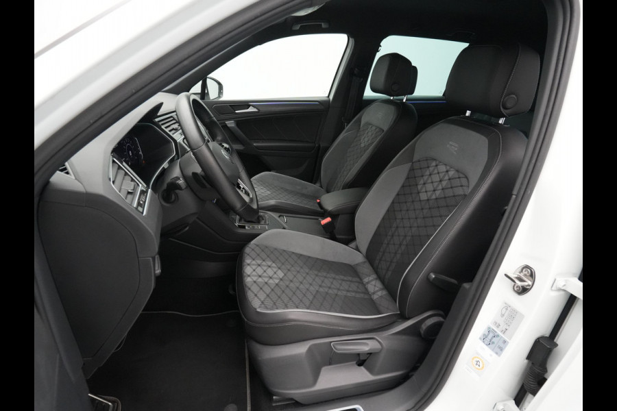 Volkswagen Tiguan 1.4 TSI 245pk eHybrid R-Line Business+ Navigatie Camera Keyless Assistentiepakket 270