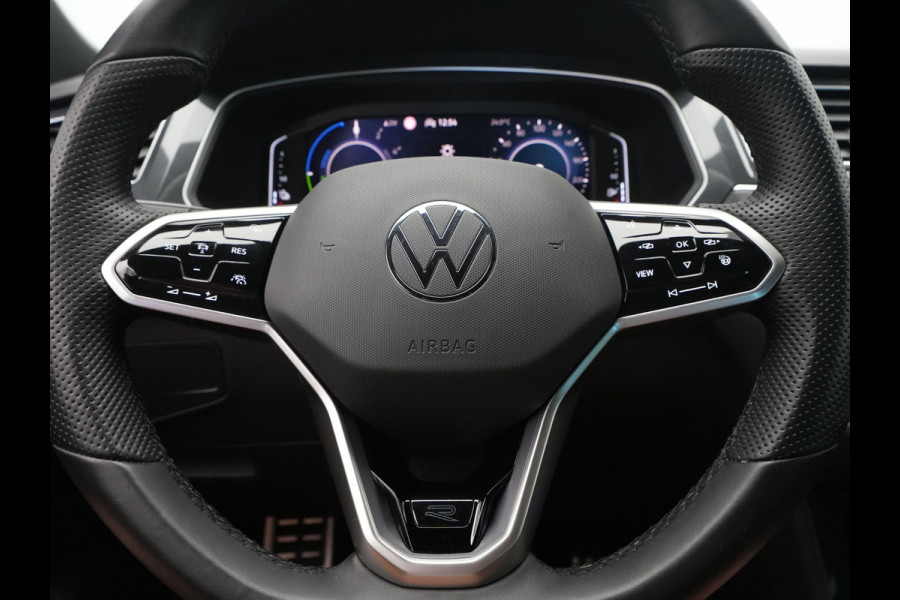 Volkswagen Tiguan 1.4 TSI 245pk eHybrid R-Line Business+ Navigatie Camera Keyless Assistentiepakket 270