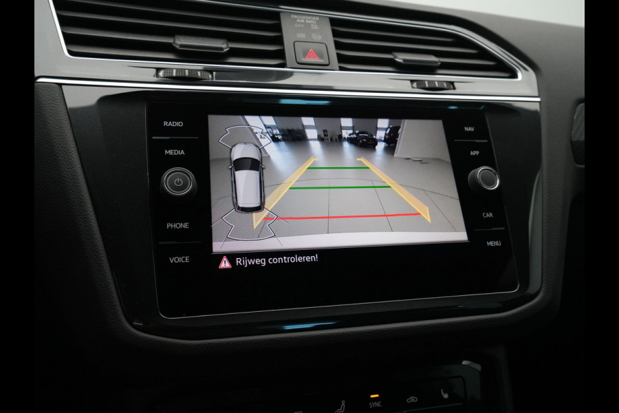 Volkswagen Tiguan 1.4 TSI 245pk eHybrid R-Line Business+ Navigatie Camera Keyless Assistentiepakket 270